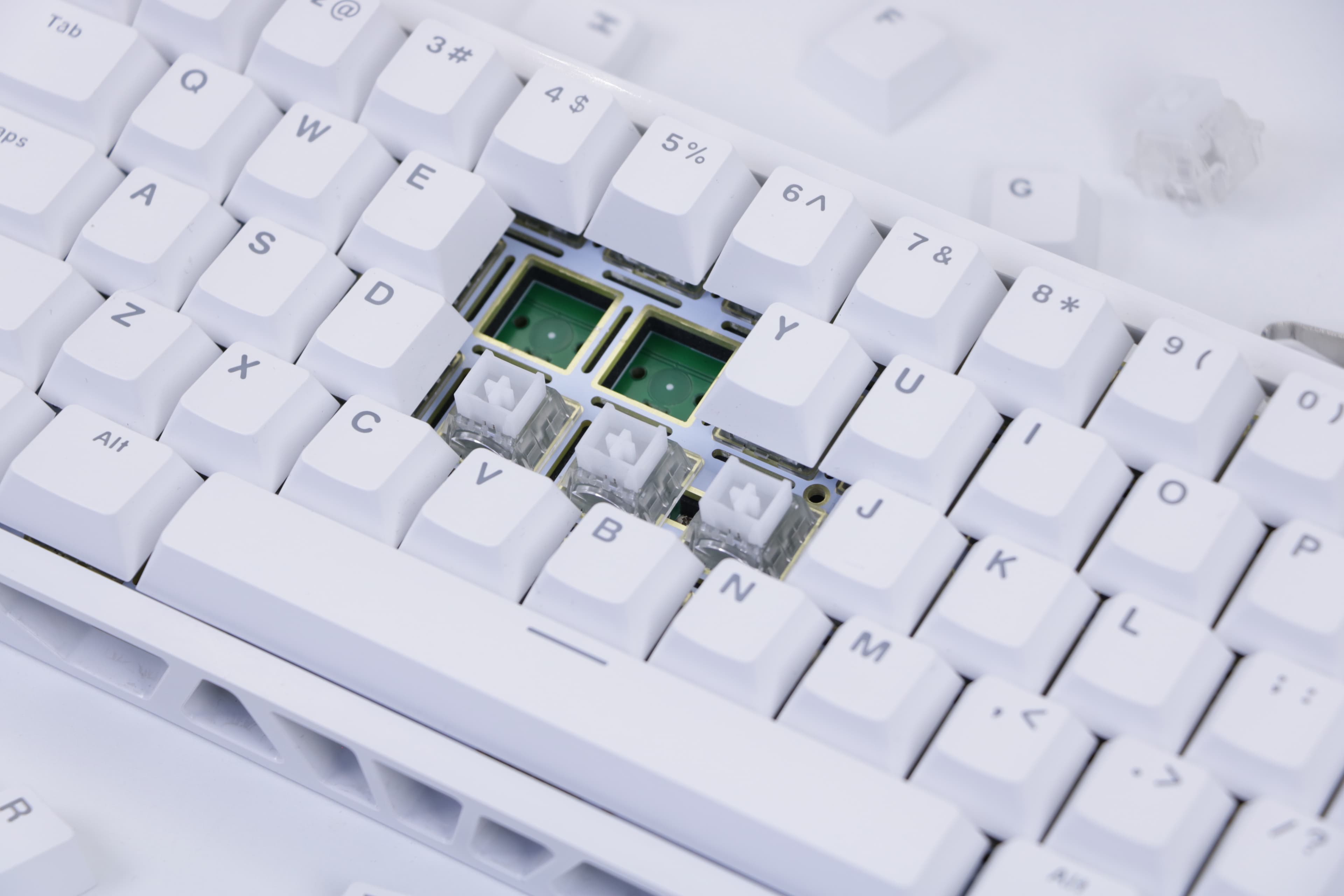 NC61 Magnetic Shaft Single-Mode Mechanical Keyboard